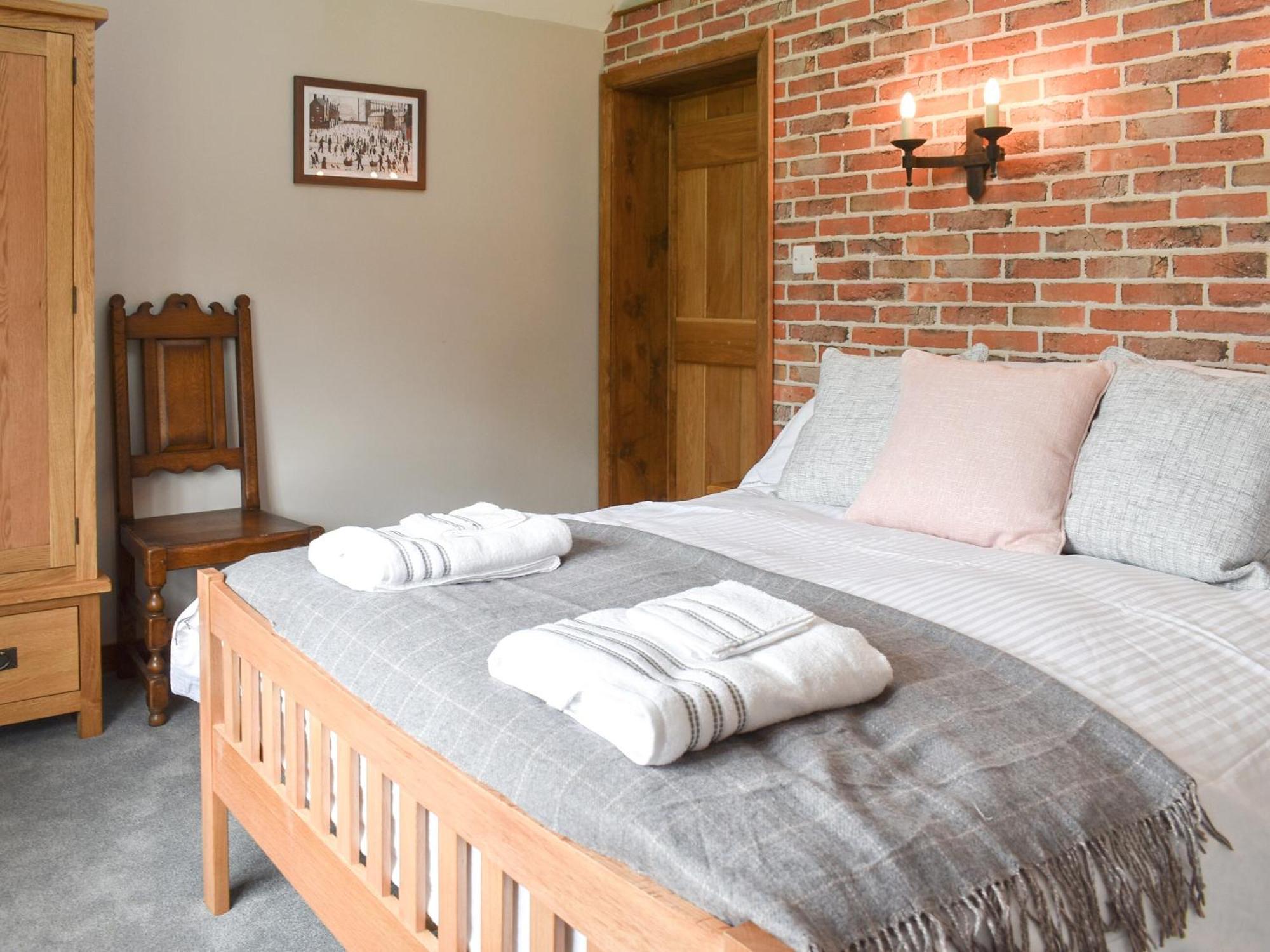 Well Cottage Itchingfield エクステリア 写真